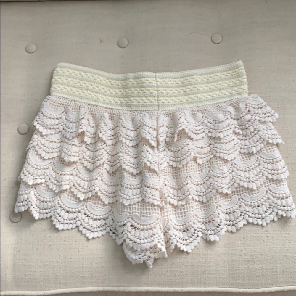 Jolt shorts - Size Medium - Picture 2 of 4
